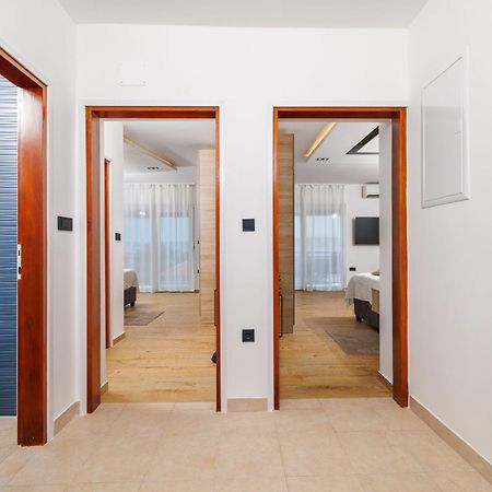 Apartment Mladen Crikvenica Bagian luar foto