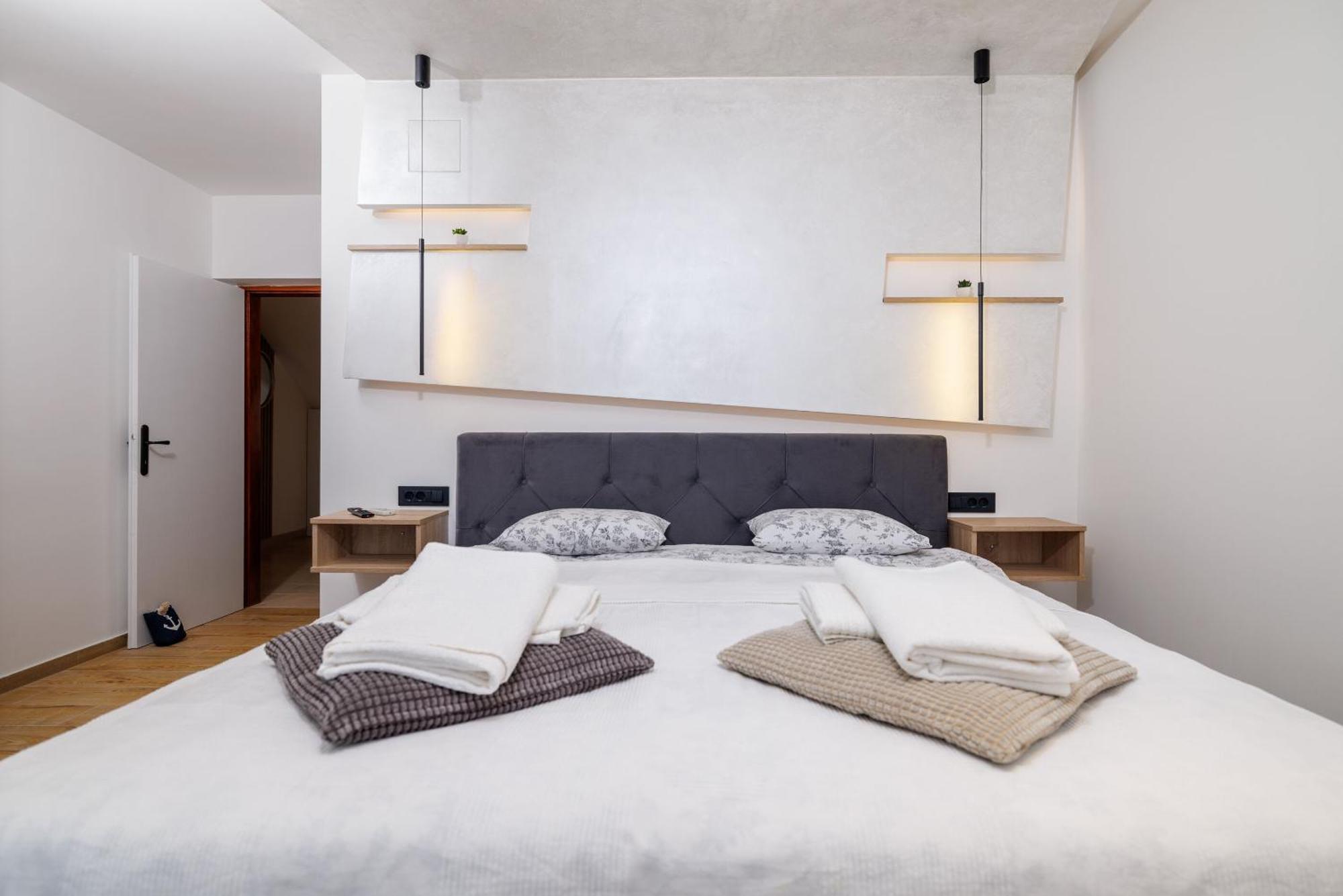 Apartment Mladen Crikvenica Bagian luar foto