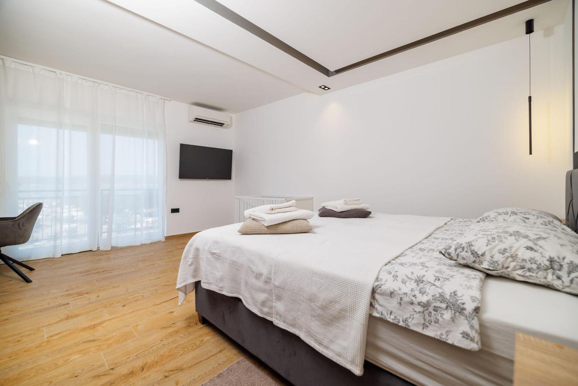 Apartment Mladen Crikvenica Bagian luar foto