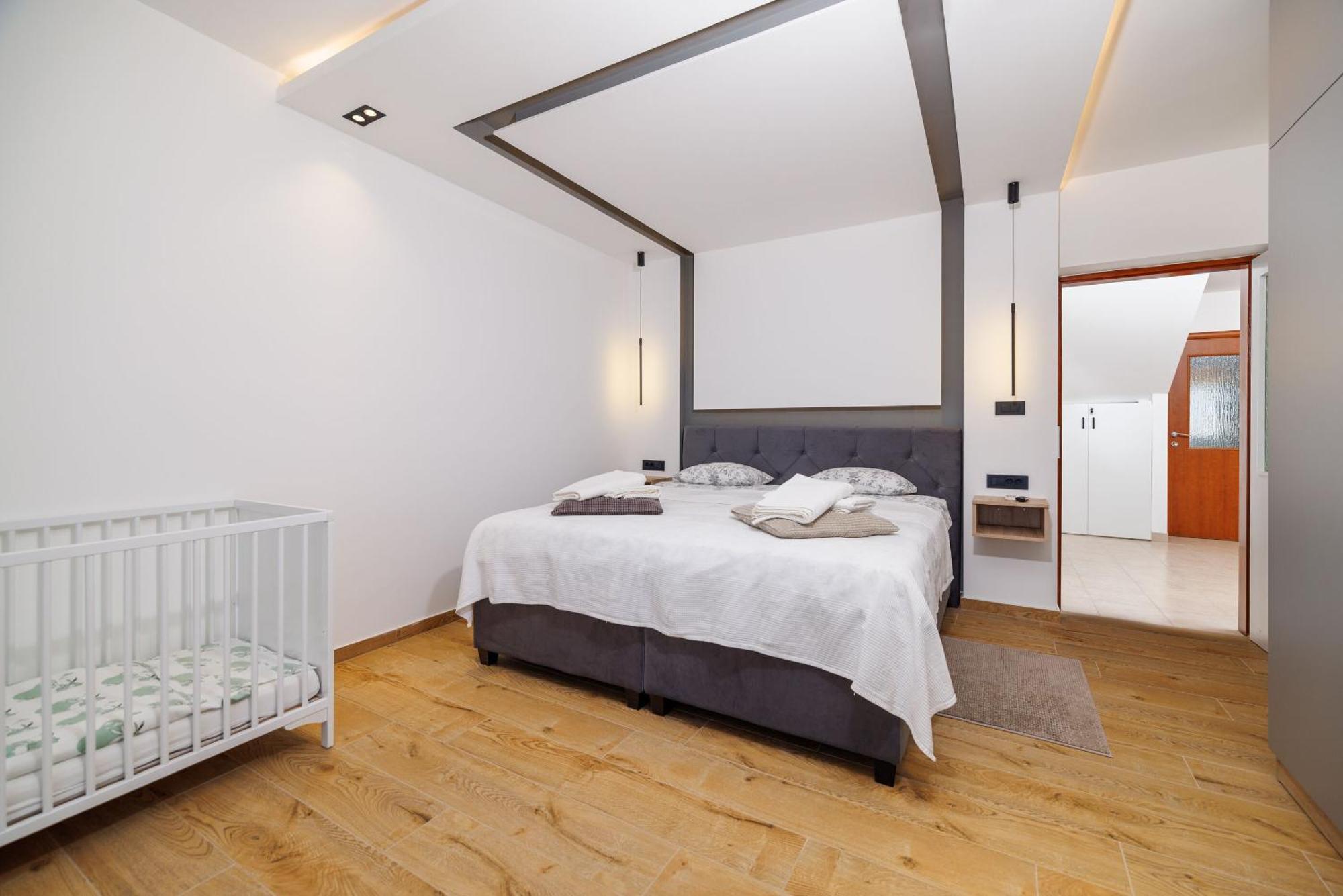 Apartment Mladen Crikvenica Bagian luar foto