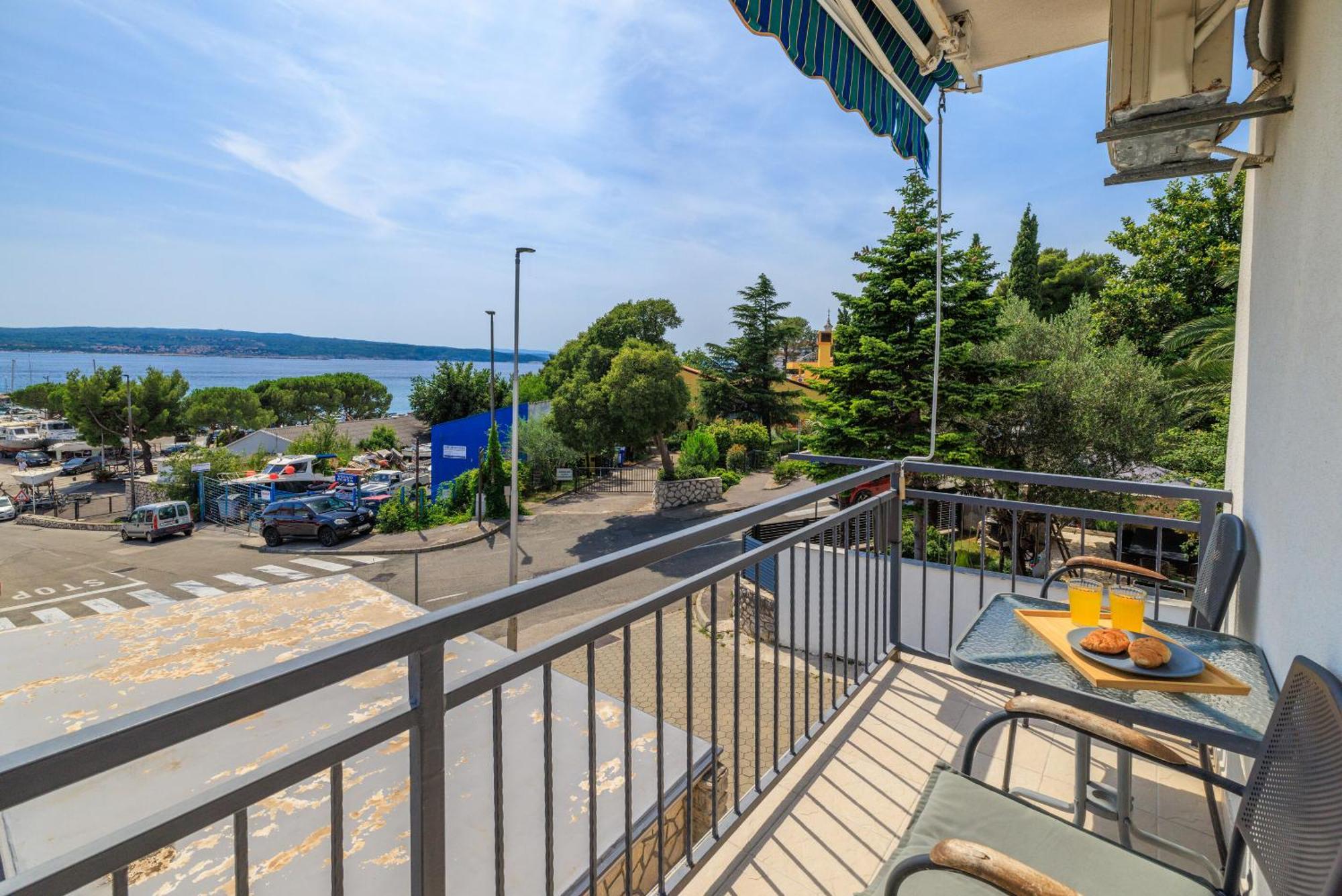 Apartment Mladen Crikvenica Bagian luar foto