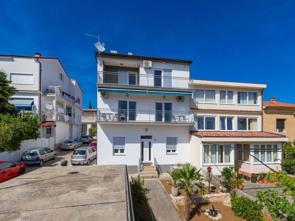 Apartment Mladen Crikvenica Bagian luar foto